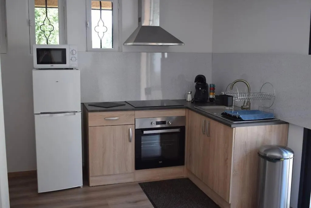 Appartement Neuf Et Independant Dans Rez-De-Villa Vallauris France